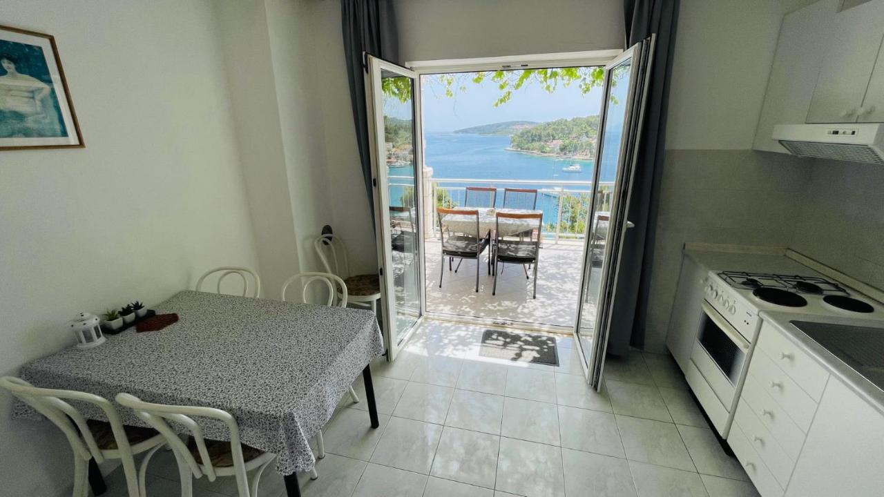 Apartments Danijela ลุมบาร์ดา ภายนอก รูปภาพ