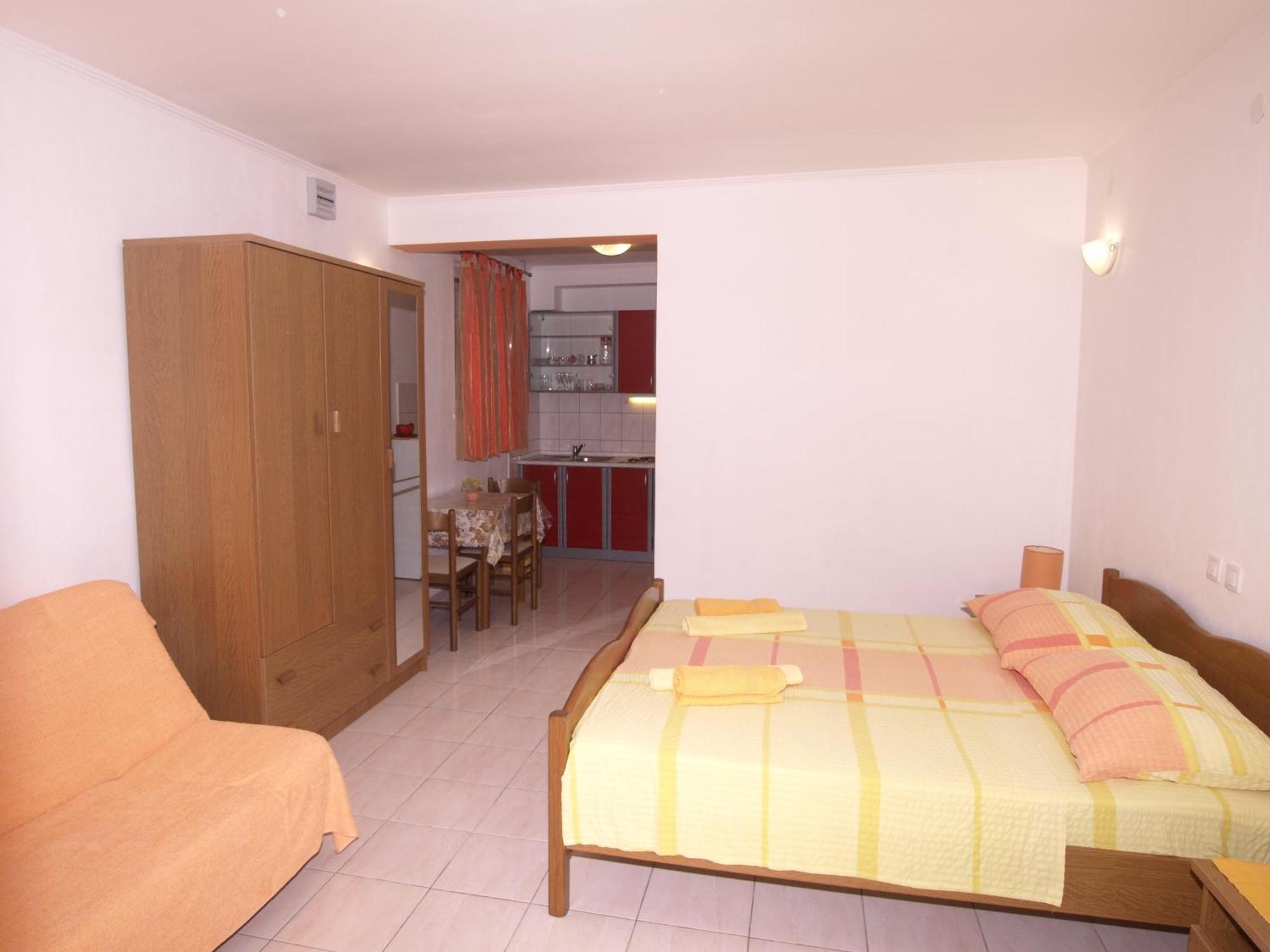 Apartments Danijela ลุมบาร์ดา ห้อง รูปภาพ